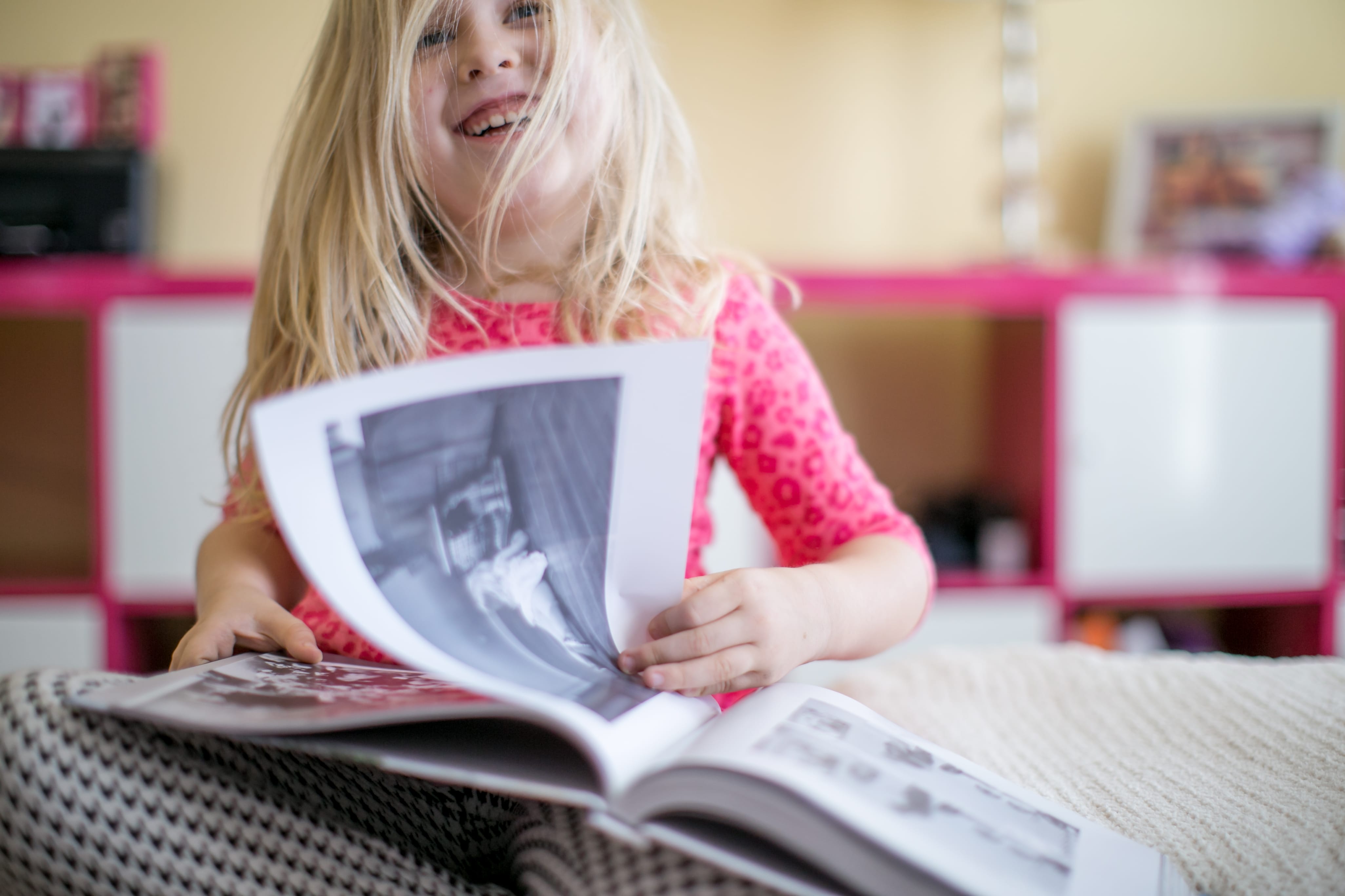 Printed photos bottle up happy feelings and allow us direct access to those emotions when we need them most. | 4 tips to help you FINALLY print your photos!